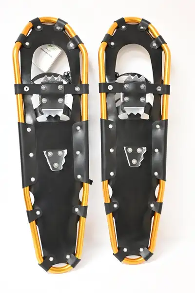 Snowshoes Enkeeo 30" long Adjustable Ratchet Lightweigh like new, View more