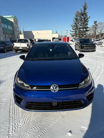 Perfect condition MK7 golf R, amazingly maintained. With after market mods making it 400hp. Perfect...