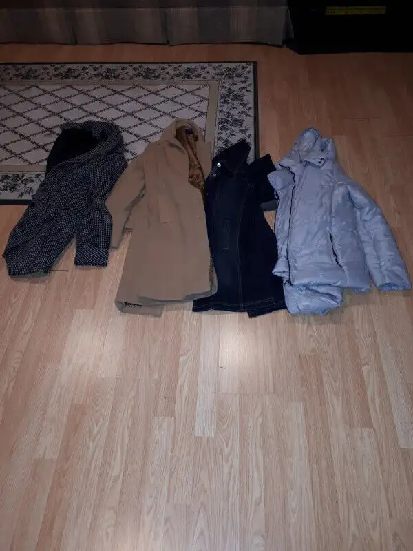 Vetement pour fille et femme, manteaux, botte, soulier, pantalon in Kids & Youth in City of Montréal - Image 5
