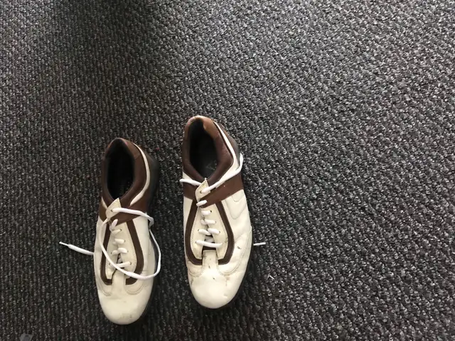 Nike Men’s Golf Pants/Shorts /Shoes in Golf in City of Toronto - Image 5