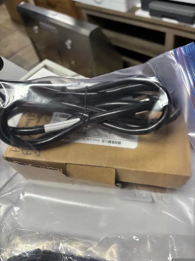 Zebra Power Adapter SAWA-58-90012A and Zebra - power cable CBL-D in Cables & Connectors in Cambridge - Image 8