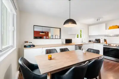 Fully Furnished 3-Bedroom Condo for Rent