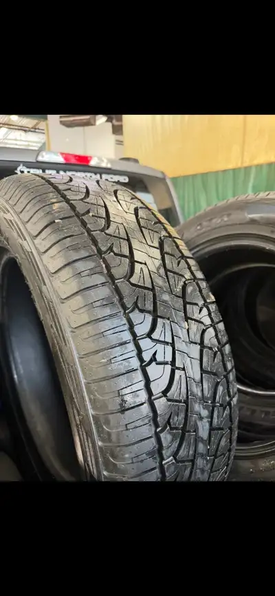 Scorpion Pirelli tires size 275/60/R20 Only have 475 kms on them *will not sell separately* *just th...