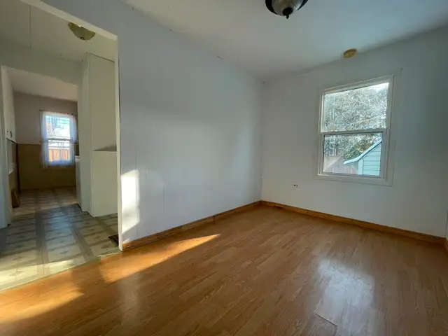 House for rent on Quinsway & Royal York63436971953667123