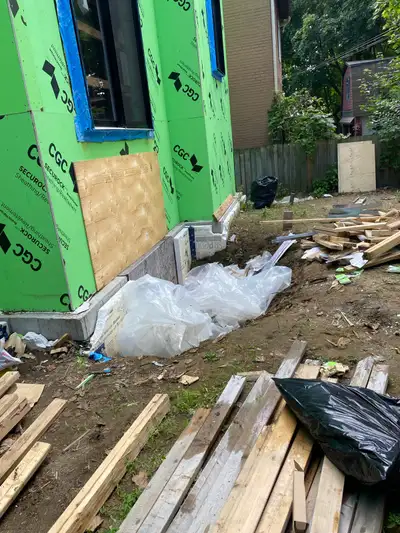 Call or text (613)909-1930 Junk removal and moving services all around Ottawa and surrounding areas...