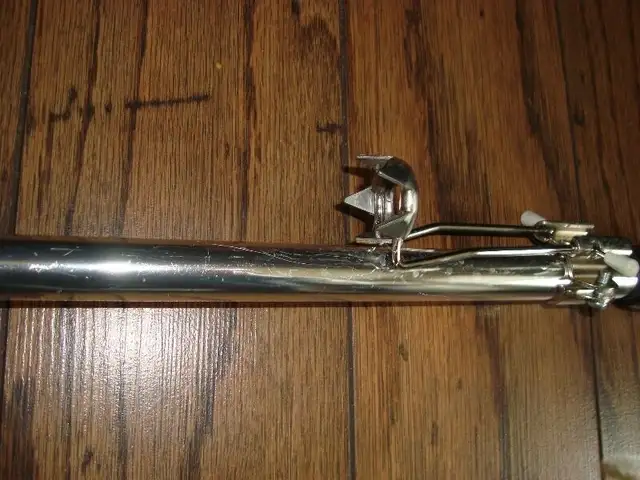 QUALITY ALUMINUM CANE WITH ICE GRIP TIP in Health & Special Needs in Norfolk County - Image 6