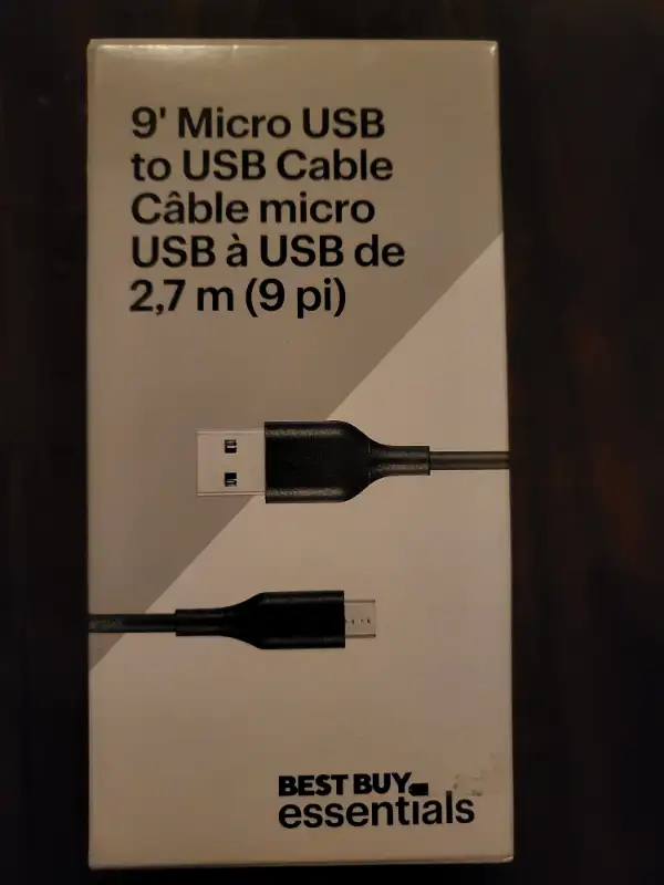 Best Buy Essentials 9ft. Micro USB Cable. Charger for Old Phone, in Cables & Connectors in Mississauga / Peel Region - Image 2