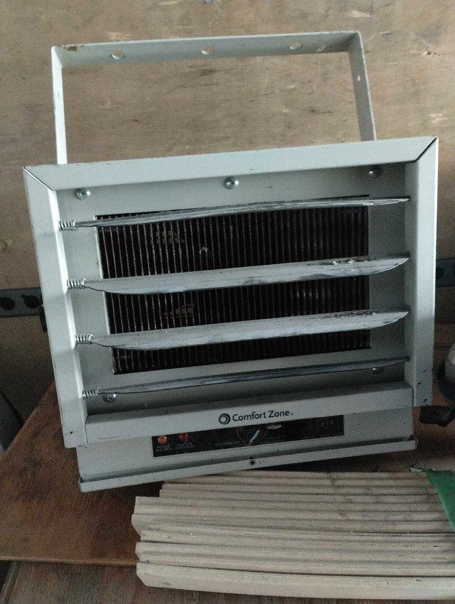 220v shop/garage heater electric 5000watt in Heaters, Humidifiers & Dehumidifiers in Red Deer
