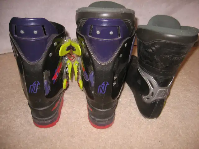 Nordica Tour Randonee TR9 Alpine Touring Ski Boots in Ski in Banff / Canmore - Image 5