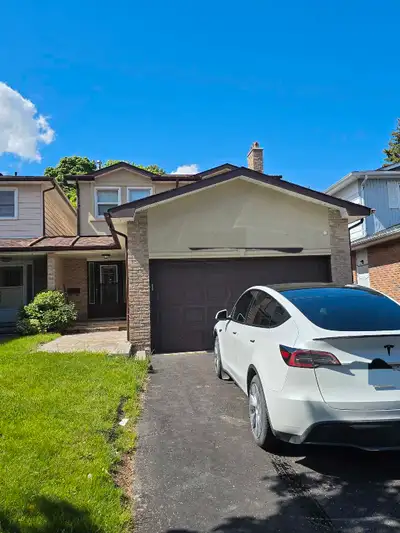3 bedroom 3 washroom house available for rent