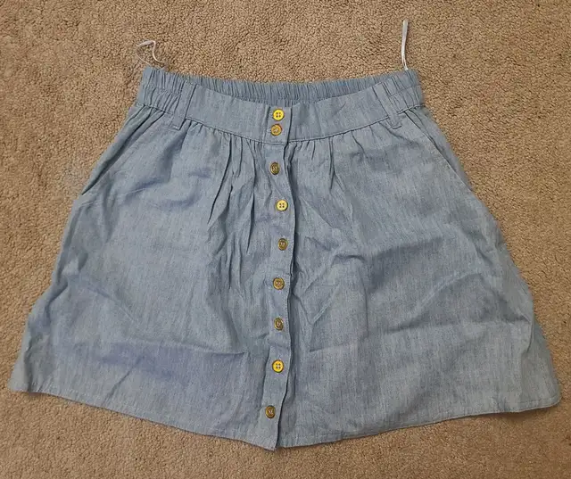 NEW - Studio Pasha - (Size XS) Button Elastic Women's Mini Skirt