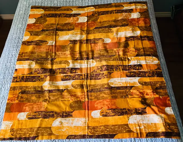 Mid-Century Modern Wall Tapestry in Window Treatments in Kitchener / Waterloo - Image 2