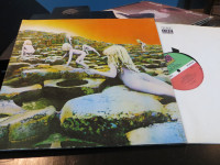 Led Zeppelin Houses of the Holy LP, vinyl .
