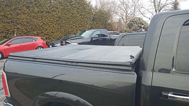 Tonneau cover for sale. in Other in Oshawa / Durham Region - Image 2