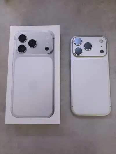 iPhone 17 pro 256GB: Silver, View more