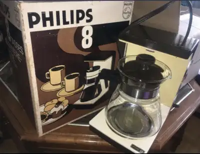 Vintage Philips 8-Cup Coffee Maker, View more