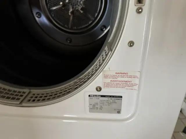MIELE DRYER in Washers & Dryers in City of Toronto - Image 4