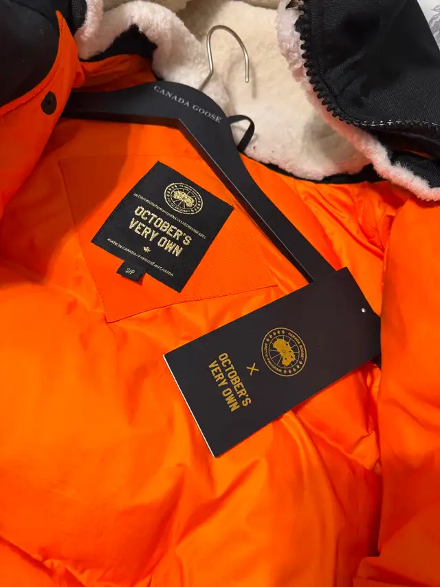 Ovo Canada Goose in Men's in Markham / York Region - Image 10