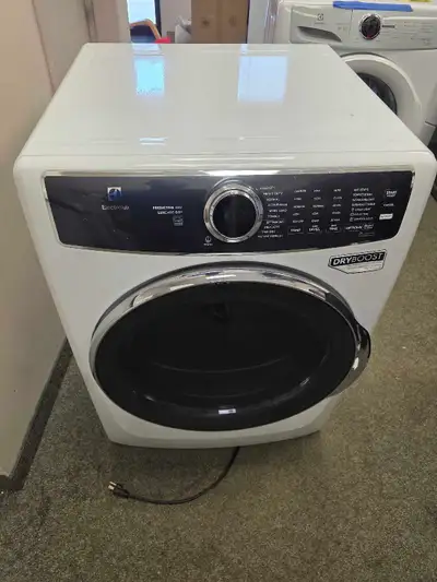 Electrolux frontload gas dryer in excellent working conditions no issues