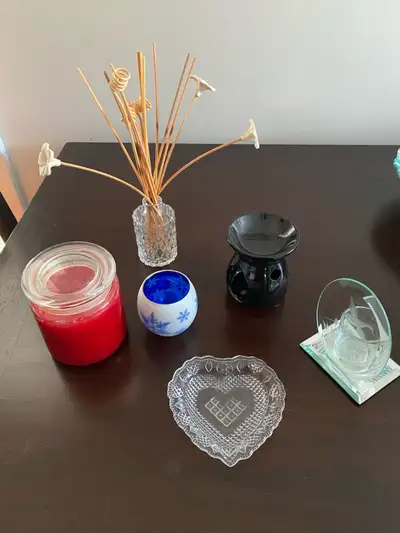 Votive Holders/Oil Diffuser/Candle (offers on individual items), View more
