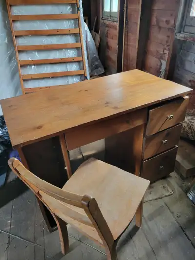 Pupitre - bureau et chaise, View more