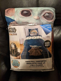 Star wars The Mandalorian Comforter  brand new