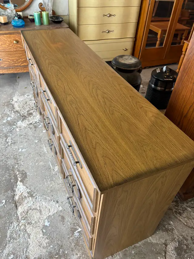 9 Drawer Dresser in Dressers & Wardrobes in Peterborough - Image 7