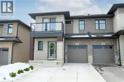 *OPEN HOUSE SUNDAY APRIL 12th* For more info please check MLS ad: https://www.realtor.ca/real-estate...