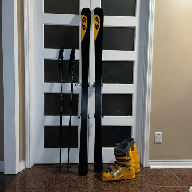 179 Salomon ski with boots ,poles in Ski in Markham / York Region - Image 4