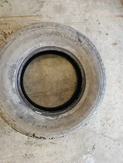 255/70R17 General Grabber Tire . Never used spare.