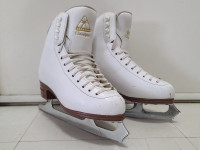 Jackson Ultima Classique Figure Skates - Girls Size 4