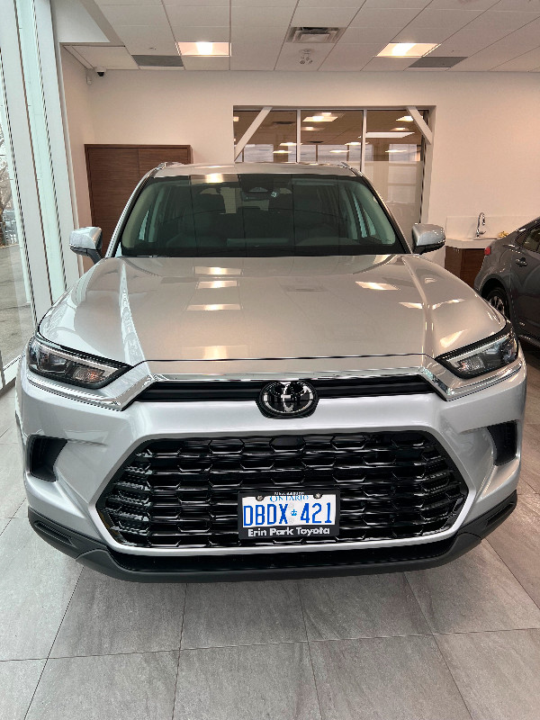 Brand New Highlander Grand 2024 HYBRID in Cars & Trucks in Oakville / Halton Region