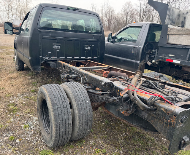 2009 Ford F-350 Superduty 6.4 Diesel in Cars & Trucks in Norfolk County - Image 2