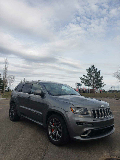 Jeep Grand cherokee SRT 8 Excellent condition 
