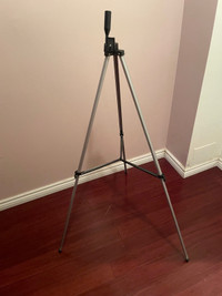 Brand New 4 feet Aluminum Tripod 