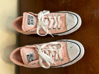 Converse Ladies Running Shoes