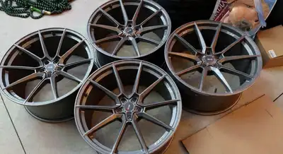 This is for set of new rims only SVF04, complete set. They are great bronze in color, 5x112 fitment,...