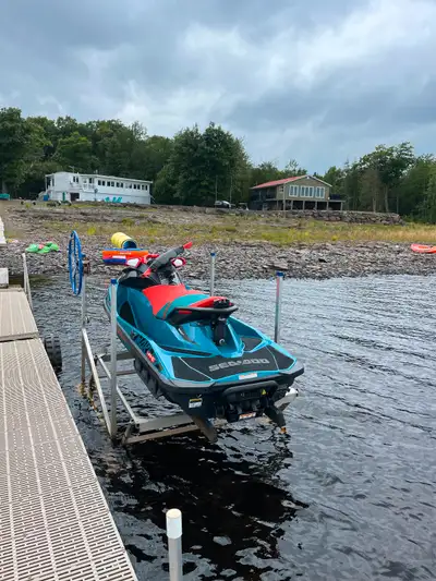 Two fresh water garage kept Seadoos forsale. Both come with individual trailers Trixx asking $10,300...