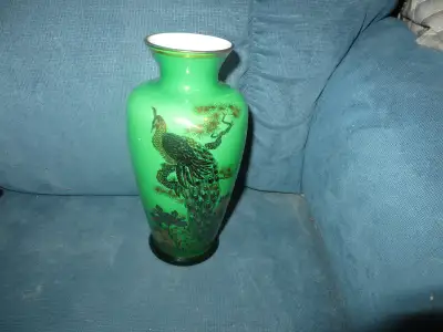 Décoration - Vase Orange et un Vert, View more