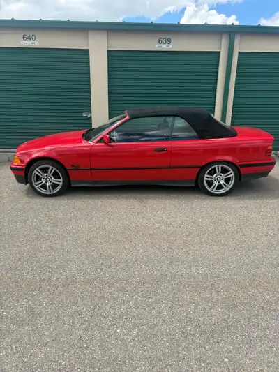 Beautiful 1995 BMW 318i Convertible for sale. Very low mileage at 98,000 kilometers. 1.8 Litre inlin...