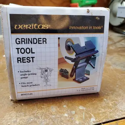 Veritas grinder tool rest and grinding jig, new in box. $80.00 retails for $100.00