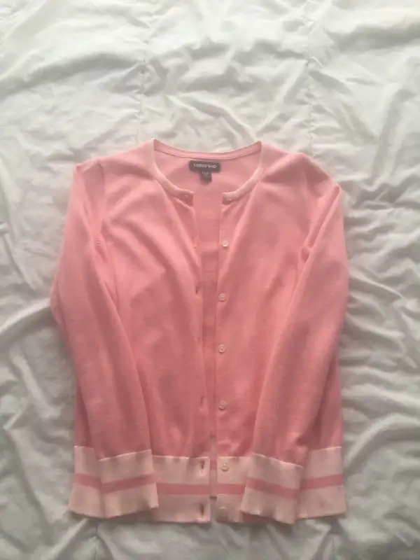 2 Lands' End cardigans XS/S Petite in Women's - Tops & Outerwear in City of Toronto - Image 4