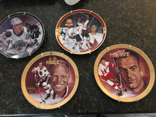 Legends of Hockey Display Plates in Arts & Collectibles in Bedford