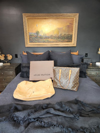 Authentic Louis Vuitton Monogram Canvas Cabas Mezzo Tote Bag