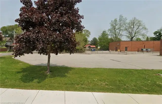 Commercial Commercial/Retail Cedar Street633844448945931211
