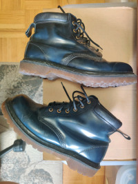 DR MARTEN 9 39    Blue    Leather Boot ⎮ Mens 9 US