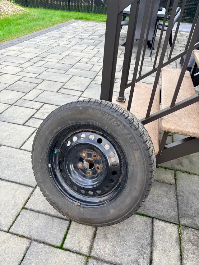 Pneu hiver Michelin sur jantes x4 in Tires & Rims in Laval / North Shore - Image 3