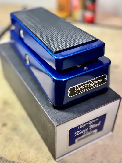 Xotic XW2 Guitar Wah Pedal , View more