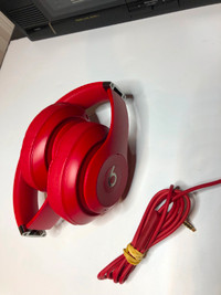 Beats Studio 3 Wireless Headphones Like New