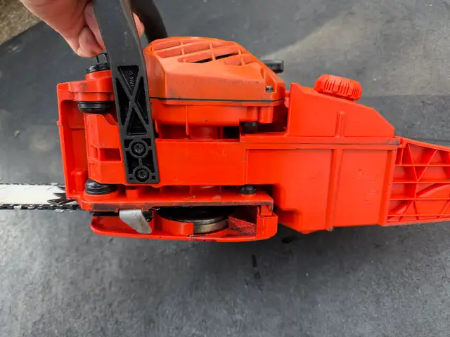 Echo CS400 chainsaw594617642401802248